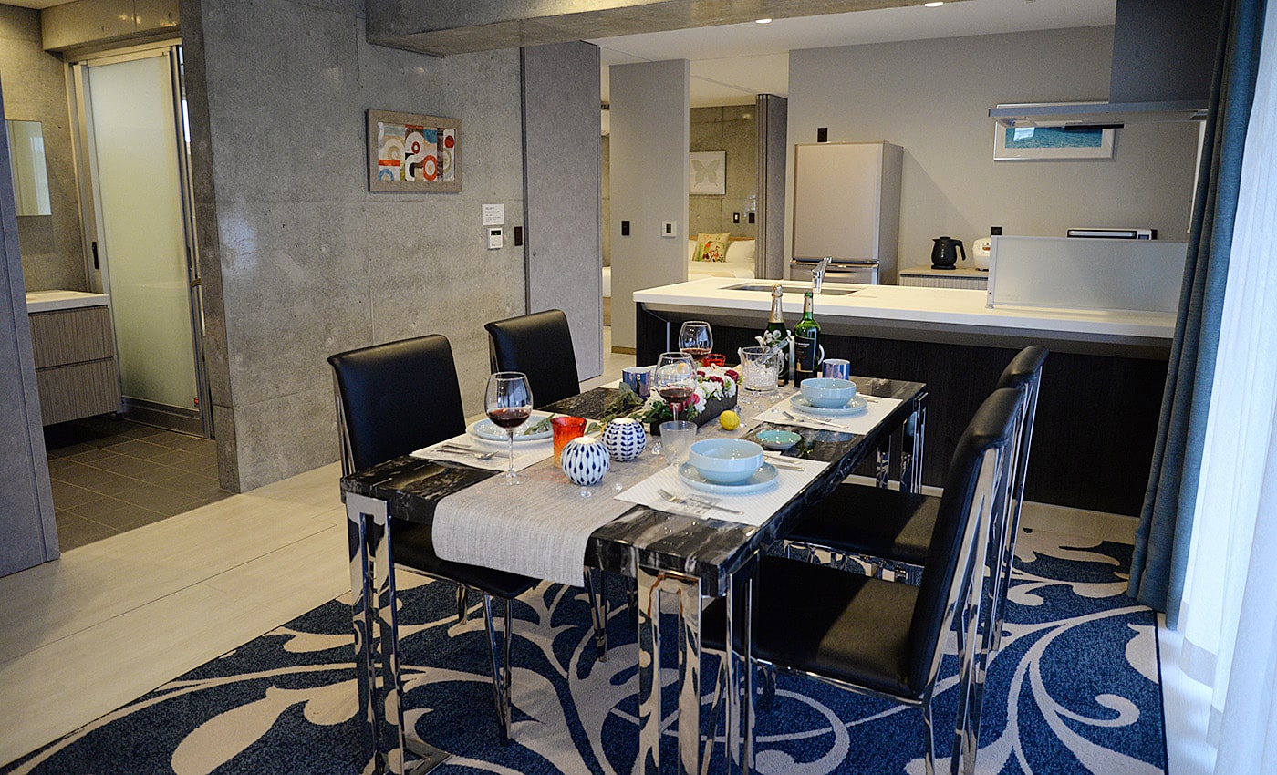 北谷 コンドミニアムホテル リビング