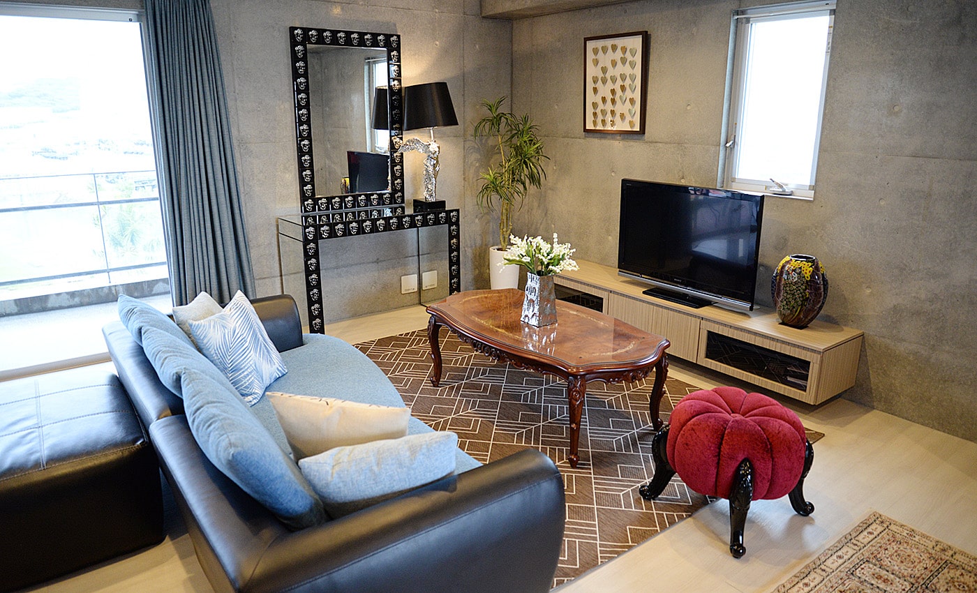 北谷 コンドミニアムホテル リビング