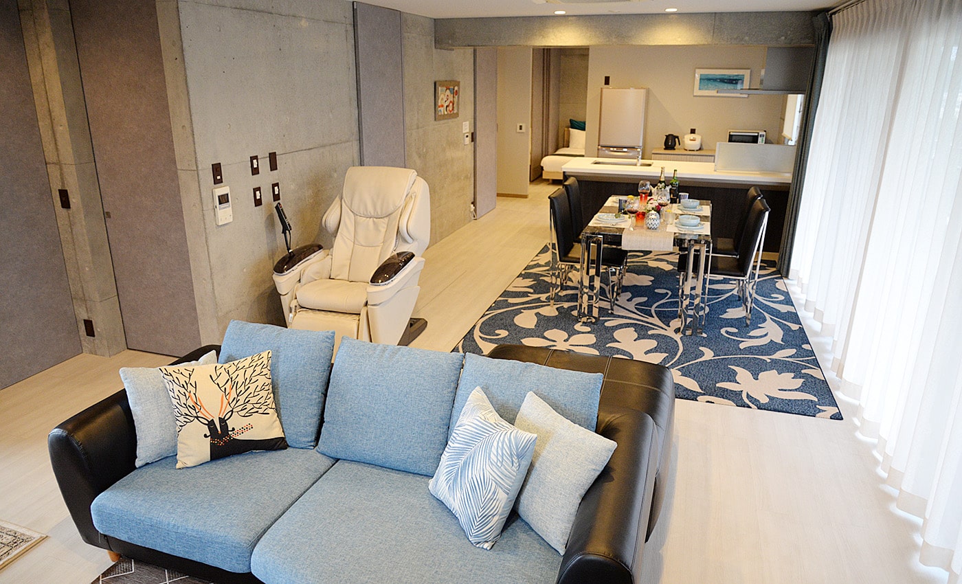 北谷 コンドミニアムホテル リビング