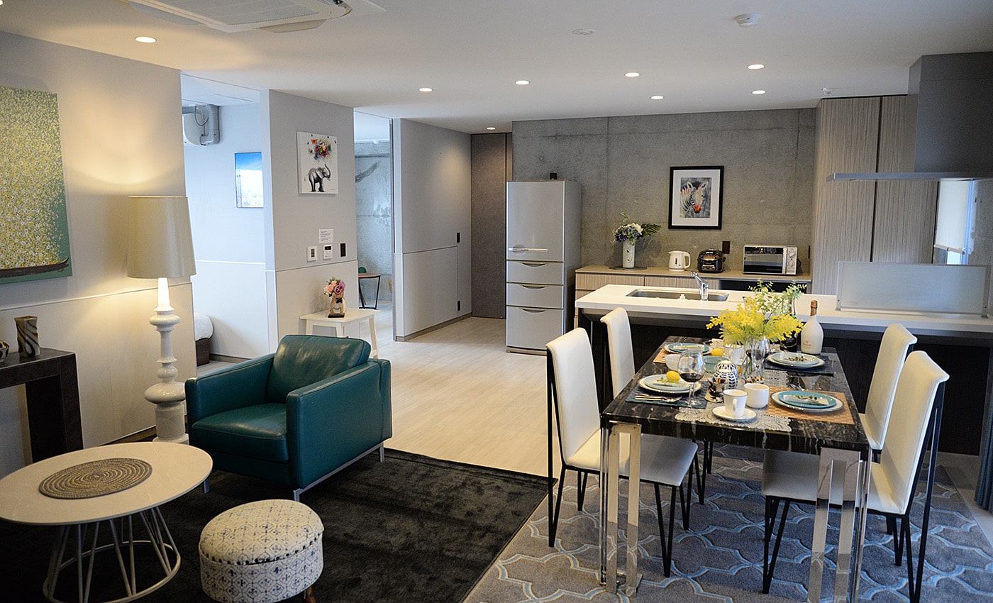 沖縄北谷コンドミニアムホテル リビング