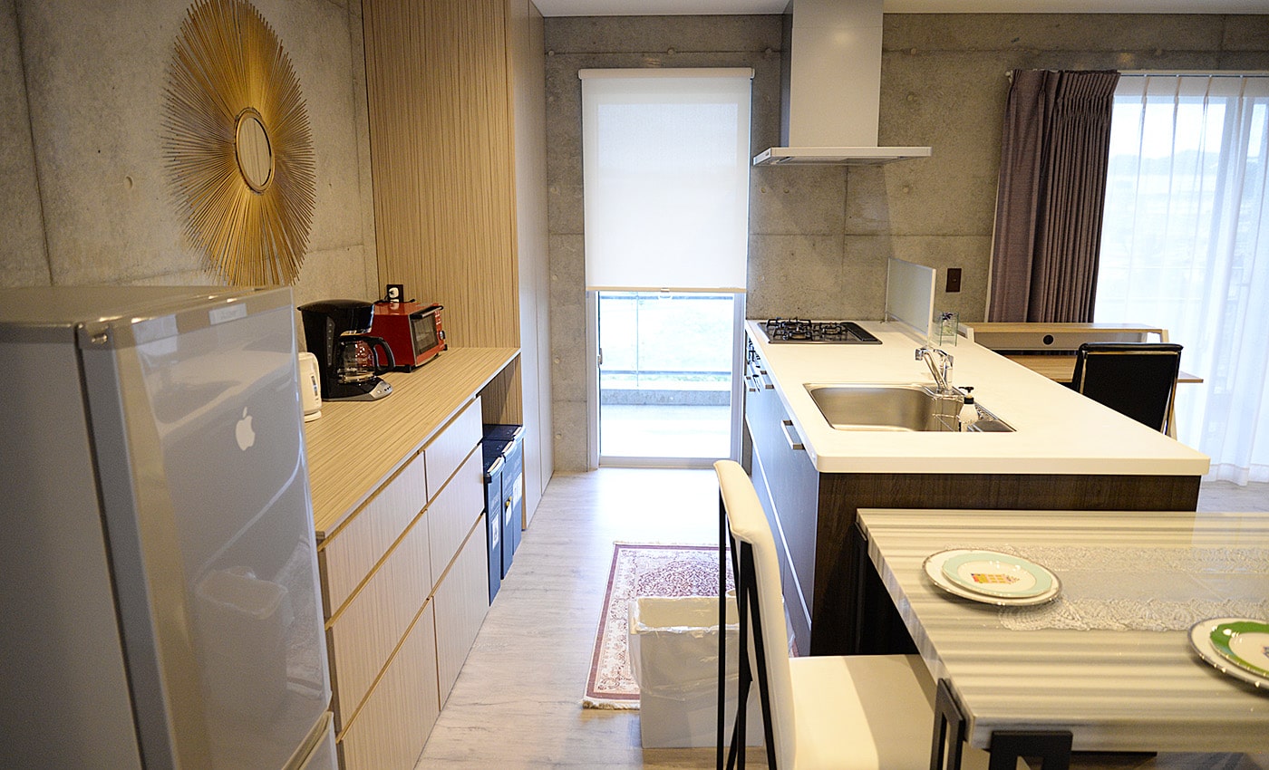 沖縄北谷 コンドミニアム宿泊 キッチン
