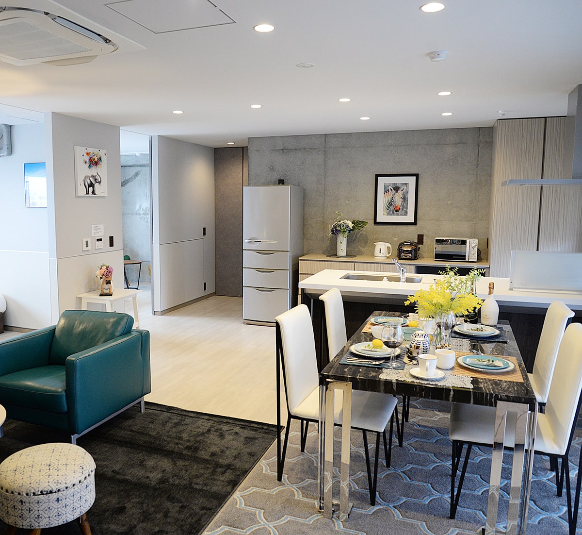 沖縄北谷町 宿泊ならコンドミニアムホテル　アラハステイ